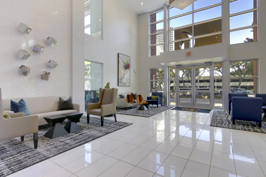 Exterior-Lobby-_MG_5278.JPG