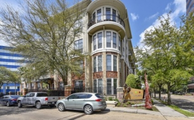Galleria: 2 Bedroom | 2 Bathroom Apartment